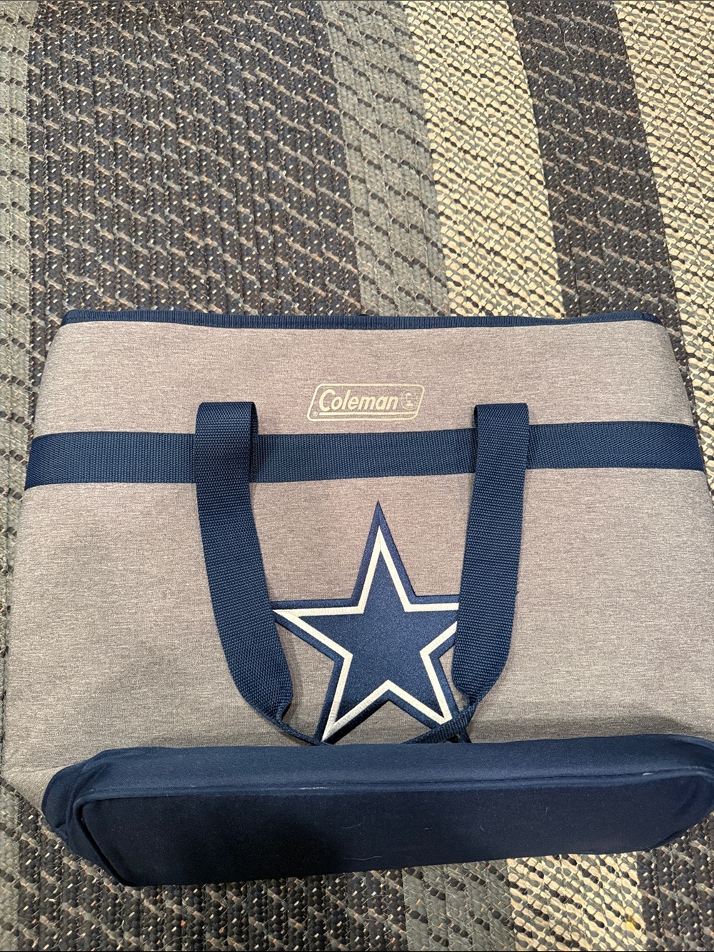 NWOT Dallas Cowboys Coleman Insulated Cooler Tote Bag – Large